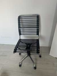Krzesło biurowe sznurki linki czarne