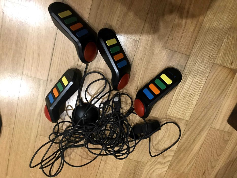 Videojogos PlayStation 2 em caixa (preços na descrição)