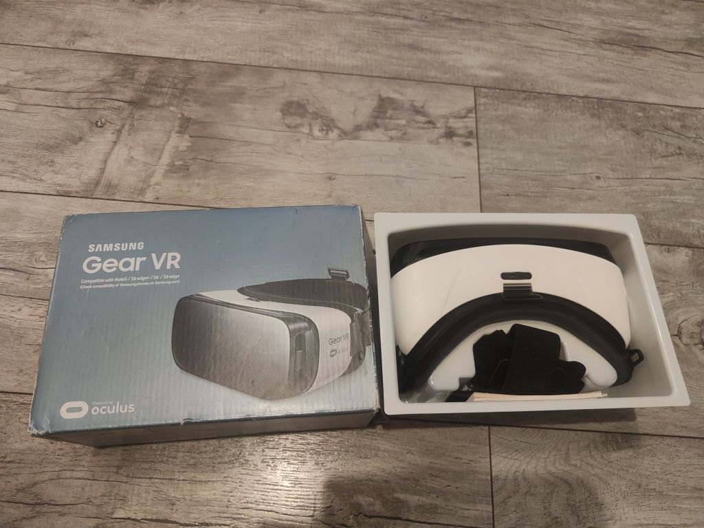 Samsung gear vr oculus