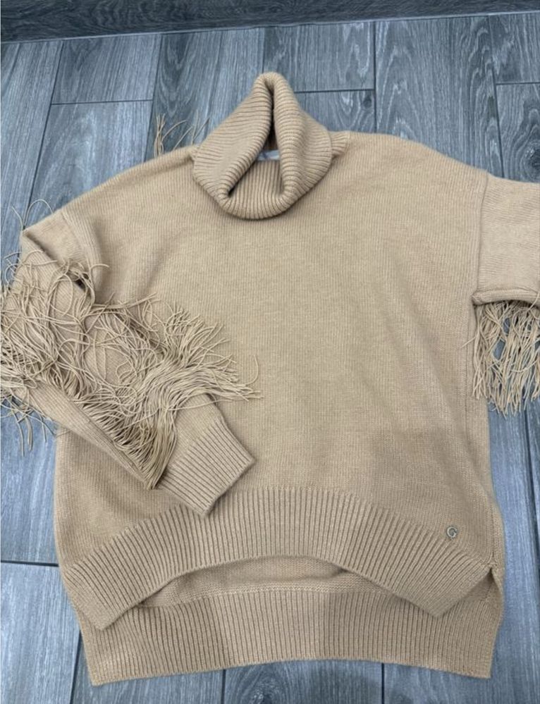 Оригінальний светр Guess
