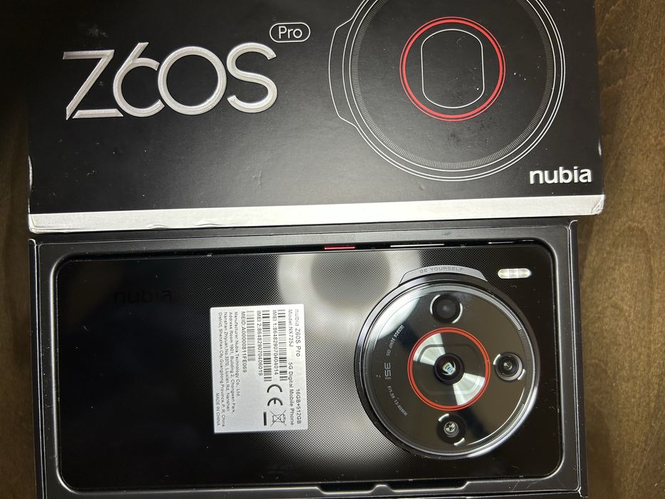 Смартфон ZTE Nubia Z60S Pro 16/512Gb Black