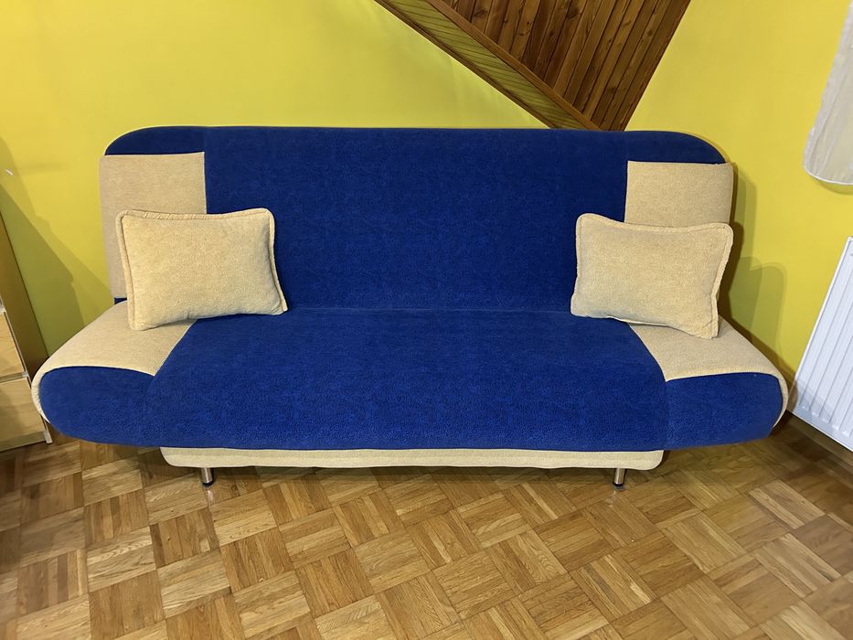 Zestaw wypoczynkowy wersalka rozkładana dwa bardzo wygodne fotele