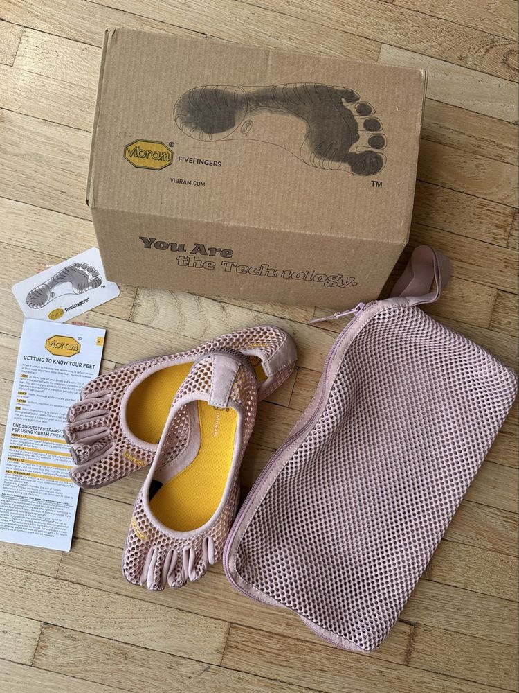 Нові жіночі Vibram FiveFingers