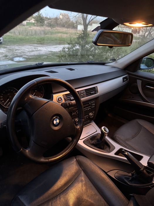 BMW e91 дизель 320. 2007