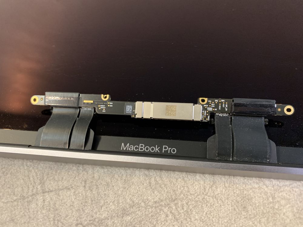 Экран с крышкой в сборе для Apple MacBook Pro 13" (А1706, A1708)