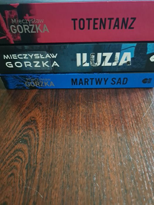 Cykl Cienie przeszłości