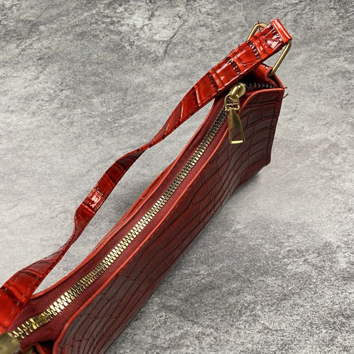 Модна невелика сумка на плече сумочка багет міні жіноча червона