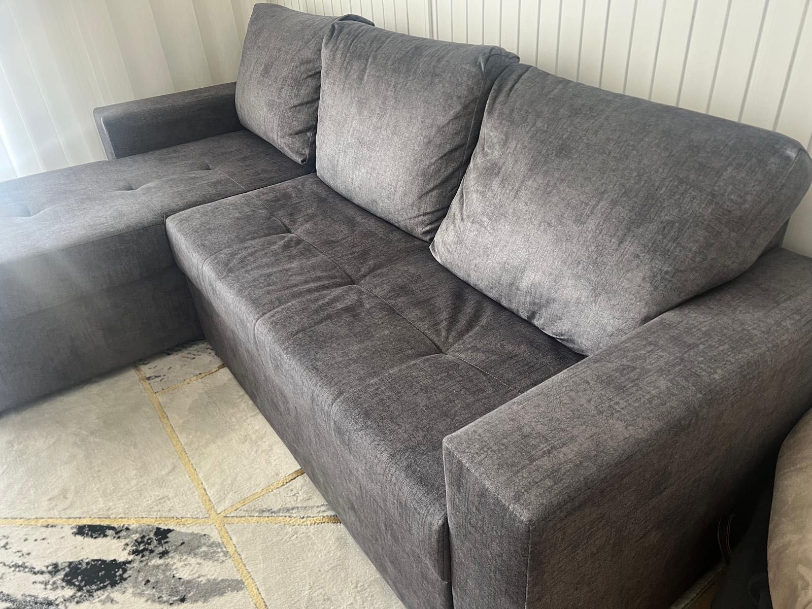 Sofá com Chaise Longue