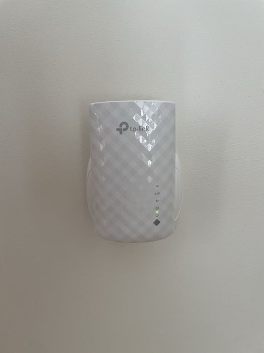 TP link Wi-Fi extender AC750