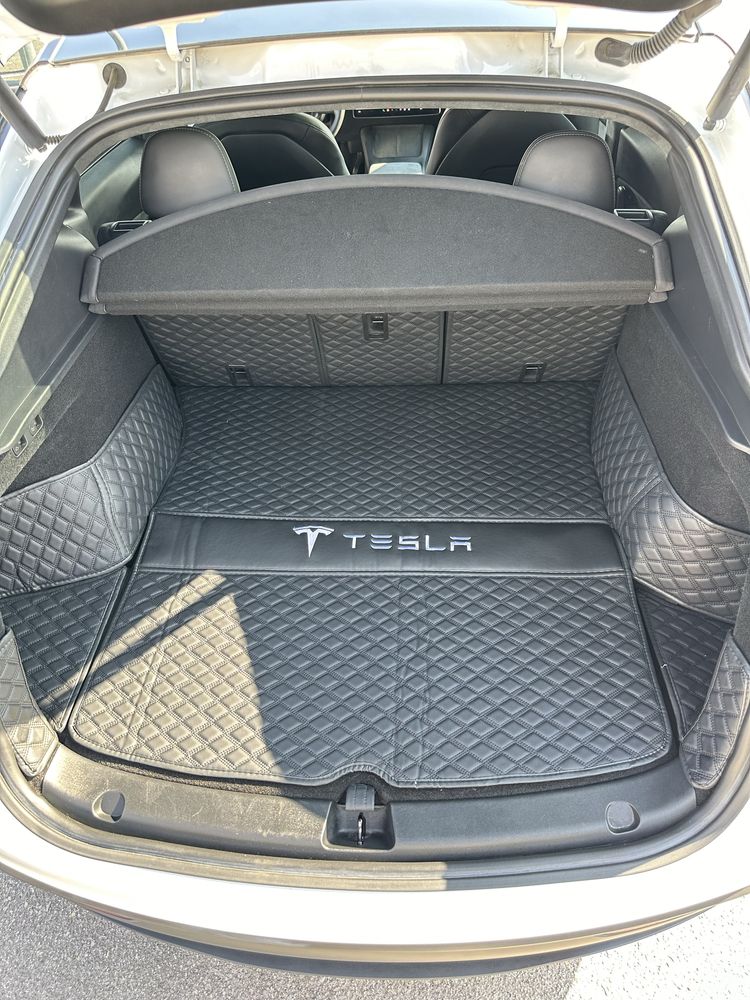 Tesla Y 2023 Long Range Dual Motor AWD