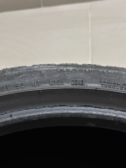 Продам зимню резину Pirelli sottozero 205/50/17