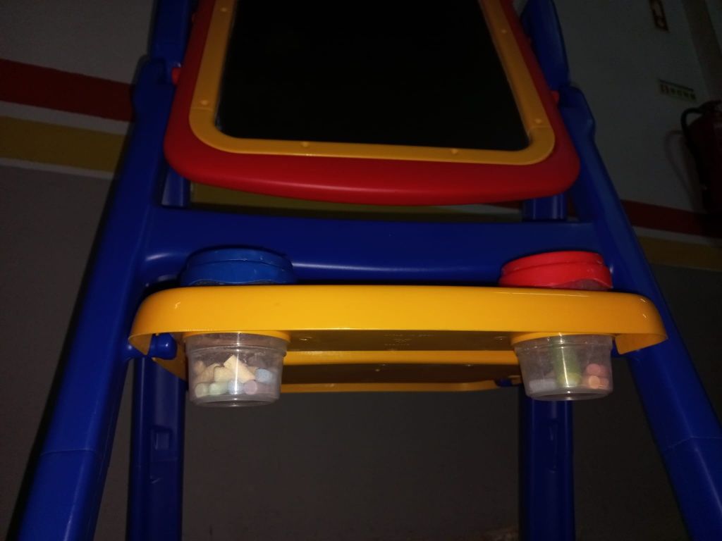 Quadro giz e magnético para crianças
