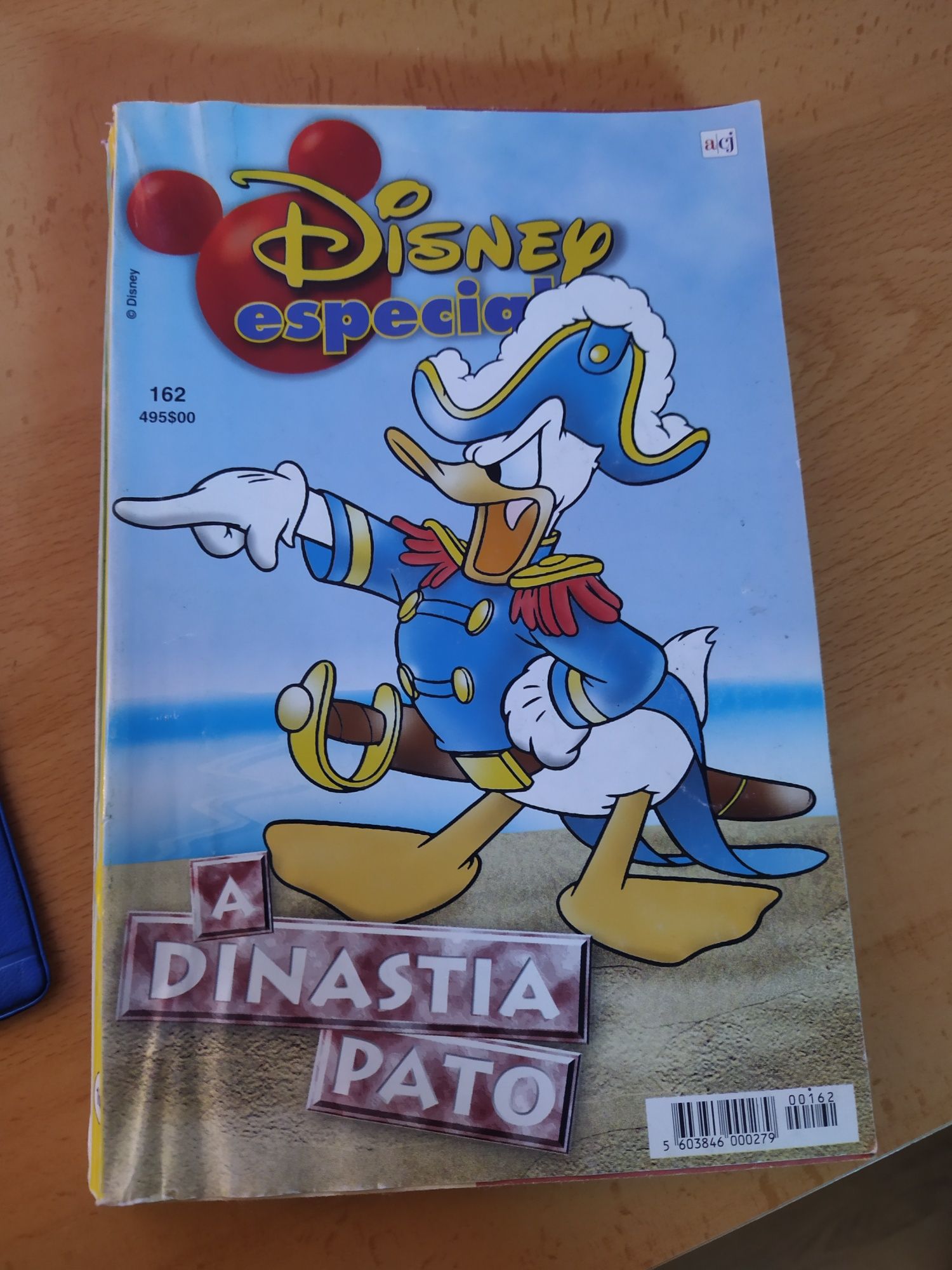 Vendo vários livros de banda desenhada da Disney