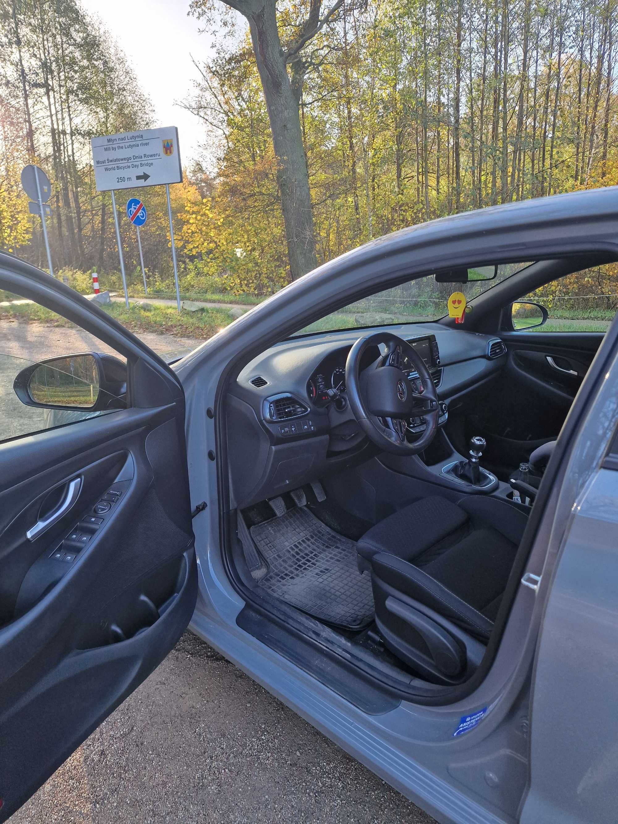 HYUNDAI i30 Fastback
