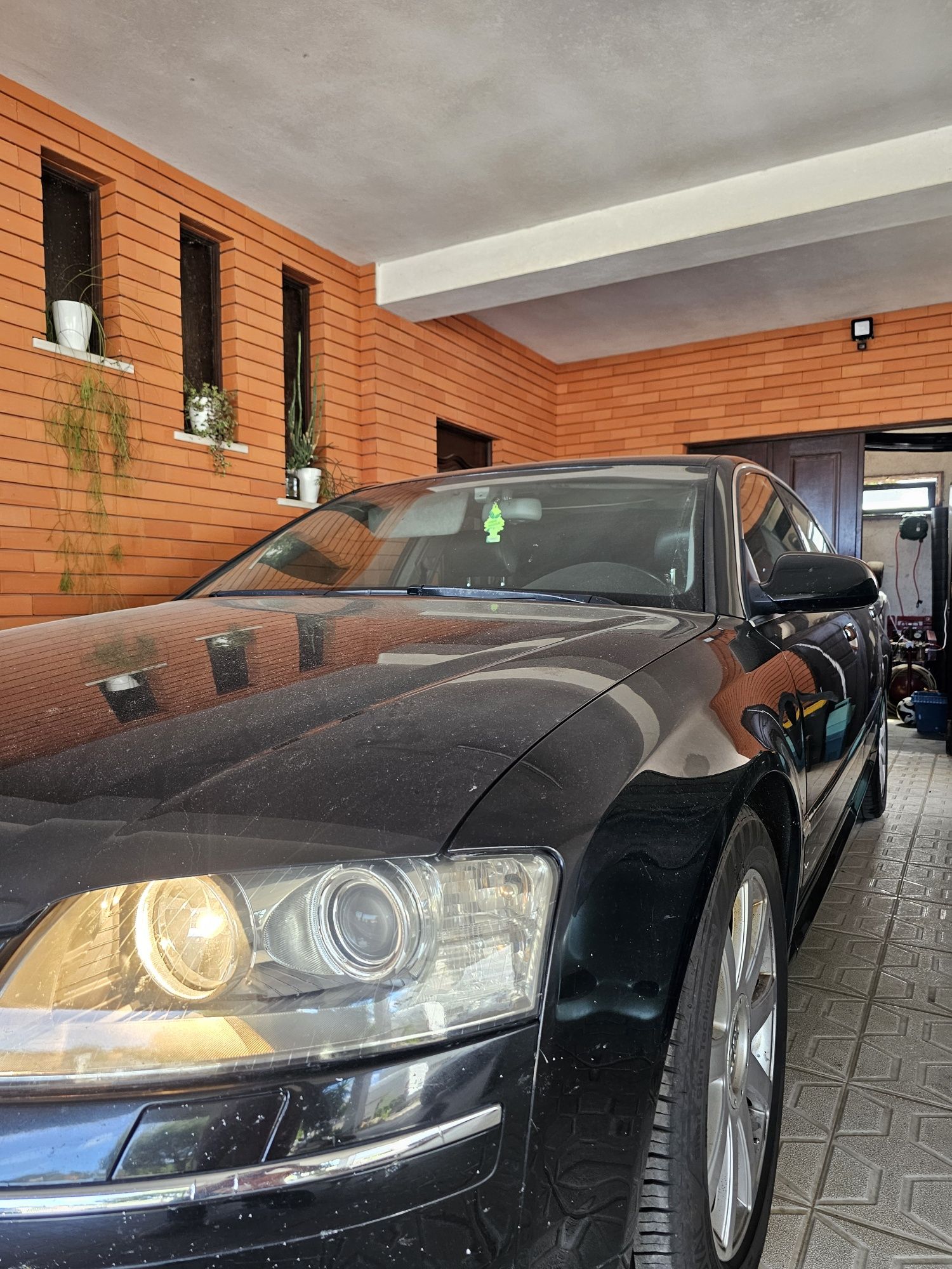 Audi A8 4.2 TDI V8