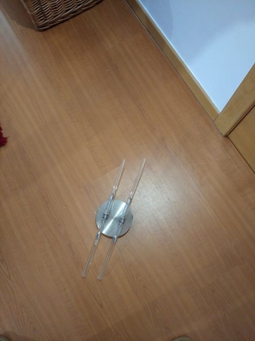 Candeeiros tecto e parede