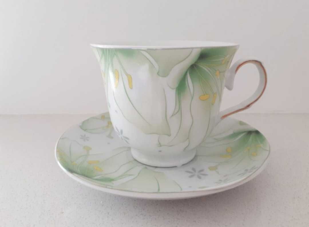 Kolekcja / Filiżanka porcelanowa zielona duo pastelowa porcelana