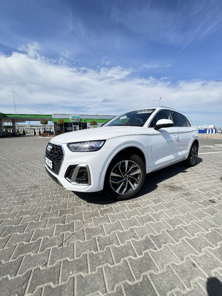 Audi Q5 2.0 turbo 45 tfsi 2022 року