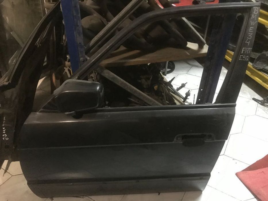 Porta frente direita bmw e34 serie 5
