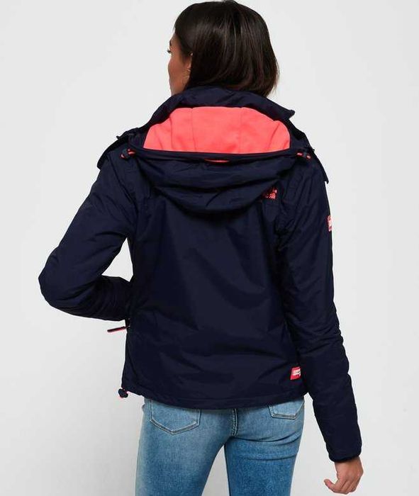 женская куртка на флисовой подкладке Superdry размер L