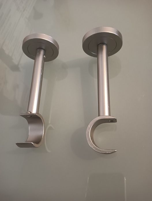 Suportes ponteira metálicos para varão cortinas  - Novos!*