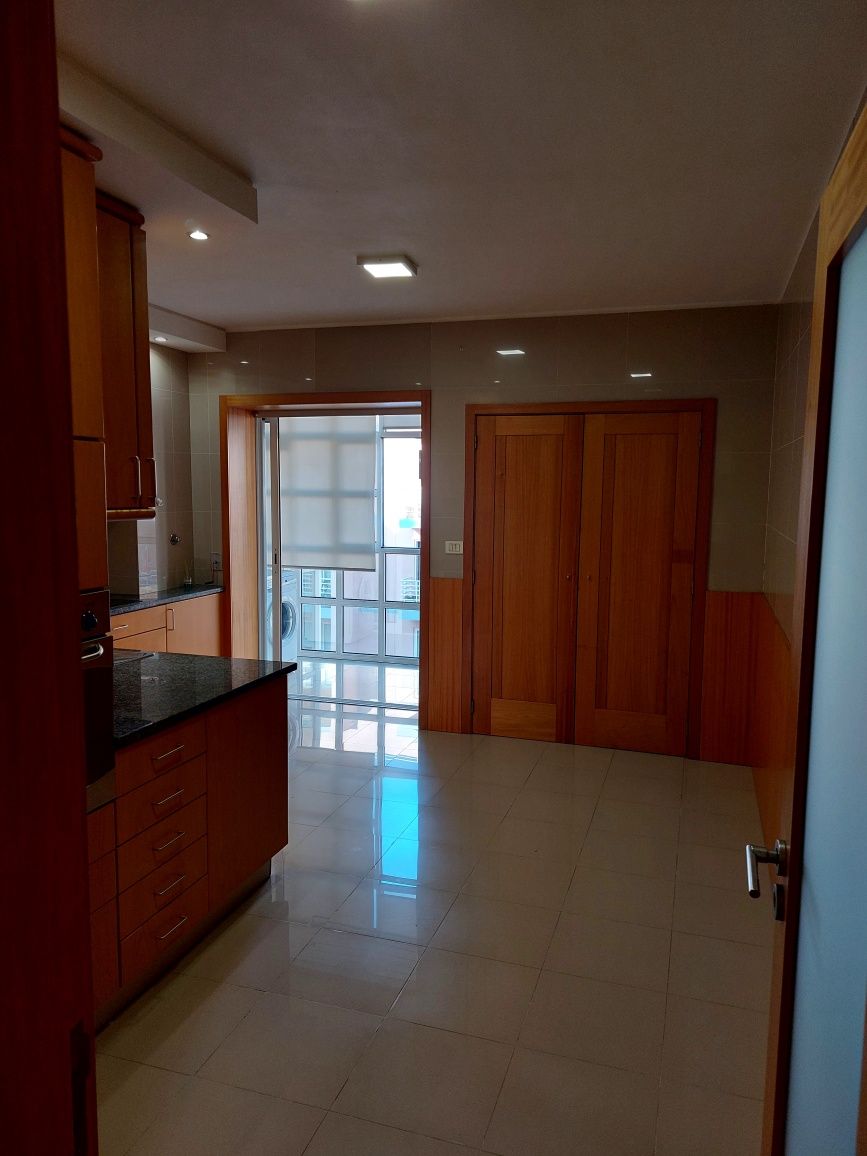 Apartamento T4, 3° andar, Cabedelo,  Viana do Castelo