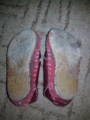 Продам кожаную детскую обувь сандали ботинки пинетки ссср