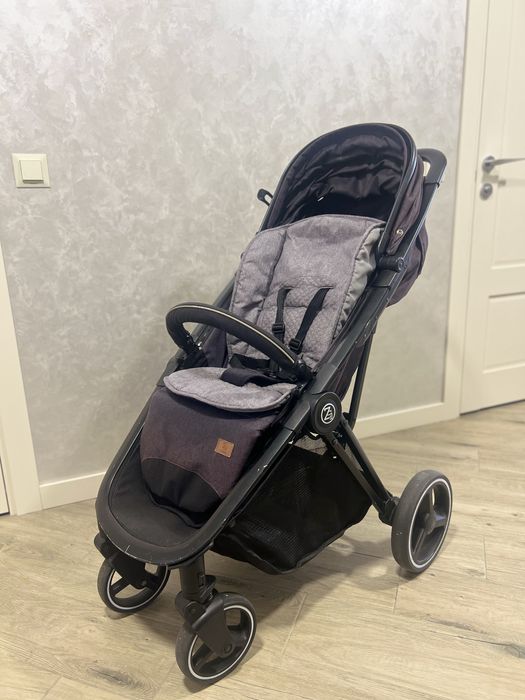 Дятяча прогулянкова коляска