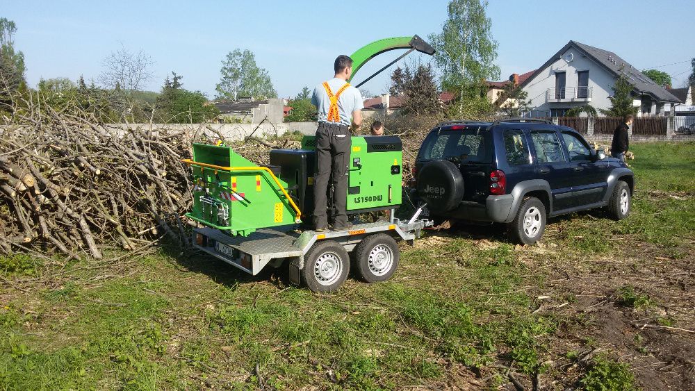 Wycinka drzew alpinistycznie, usługi rębakiem, usługi podnośnikiem