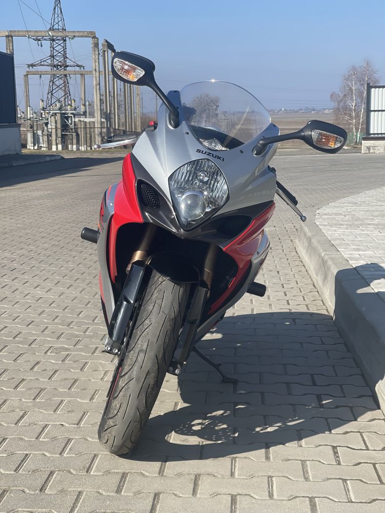 Suzuki GSX-R 1000 K7