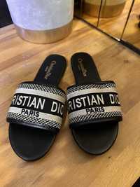 Klapki Christian Dior