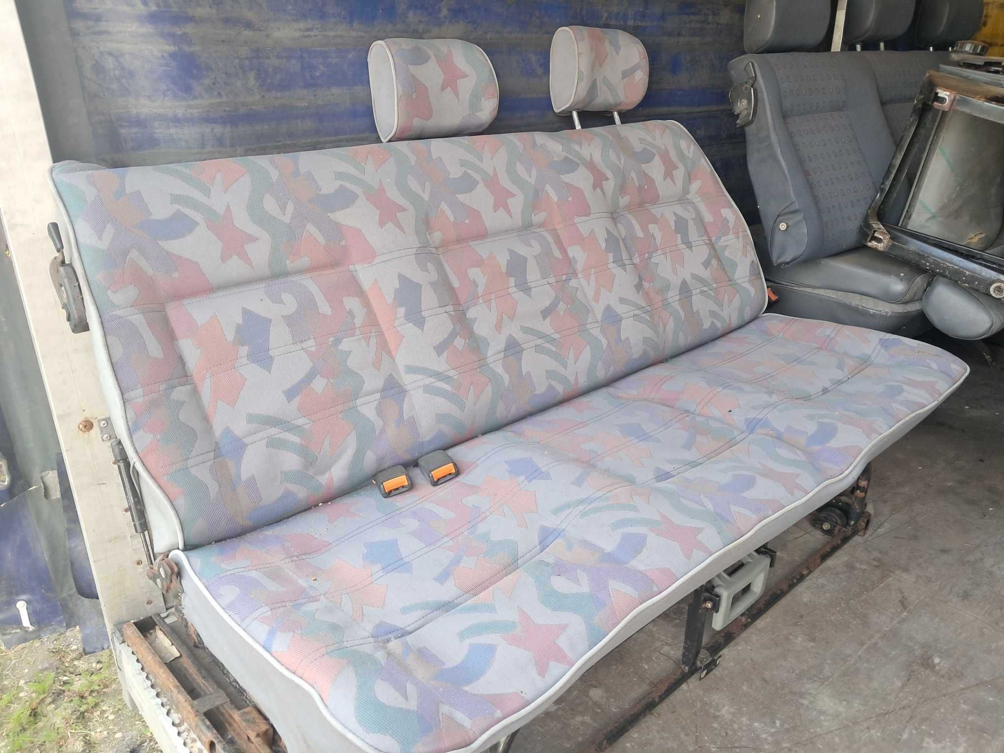 Fotele wpinane + kanapa  VW T4 Multivan