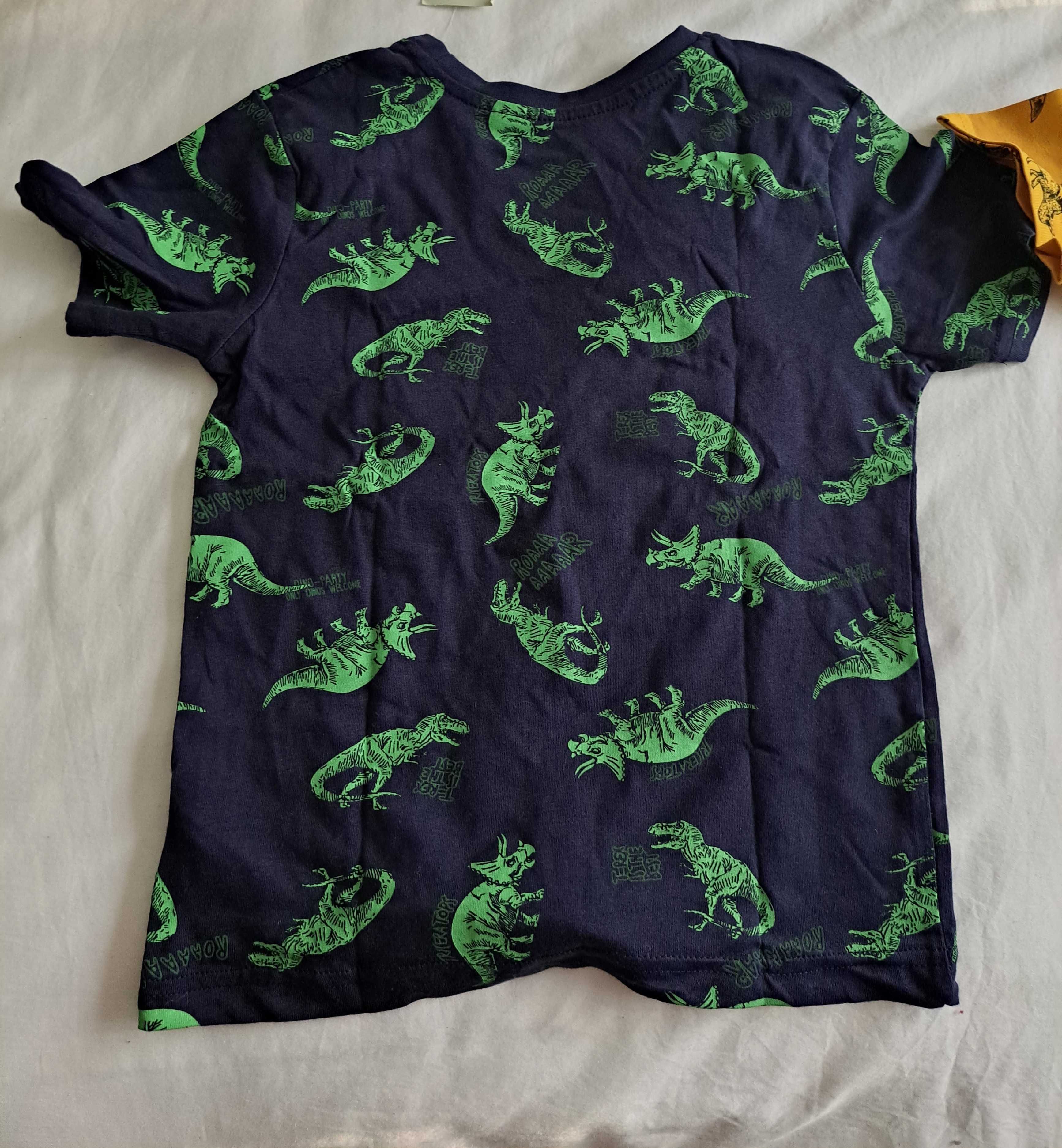 2 T-Shirts Primark - Dinossauros - Tamanho 116m - Criança 5/6 anos