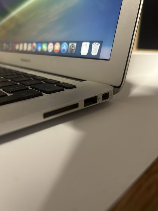 Laptop Macbook Air 13