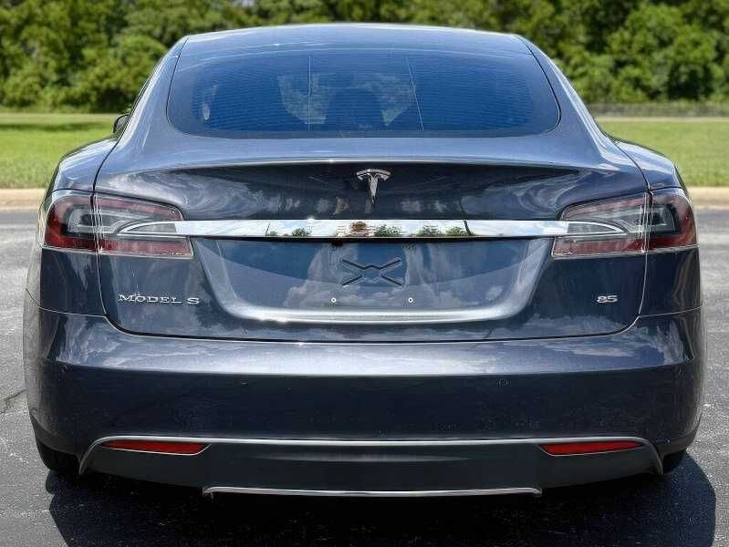 2014 Tesla Model S