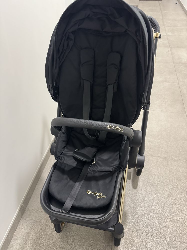 Коляска прогулочная Cybex e-priam by Jeremy Skott wings