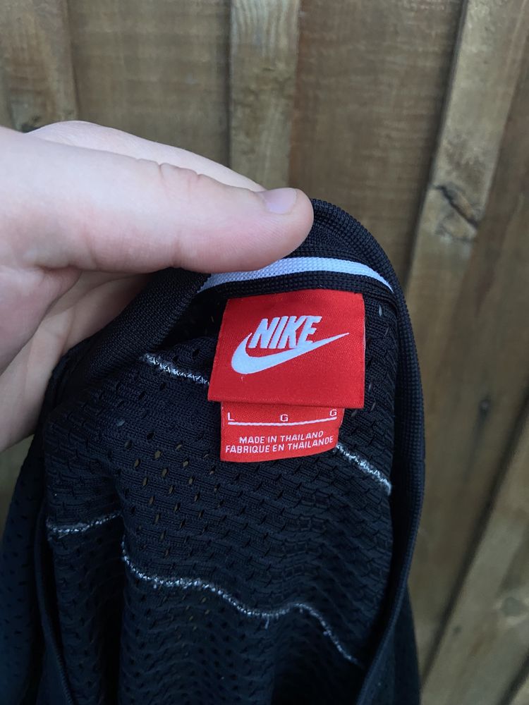 Футболка Nike ( кофта , куртка nsw tech )
