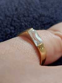 Złoty  pierścionek