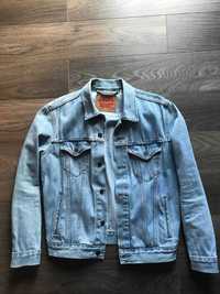 Levi's M Denim Trucker Jacket