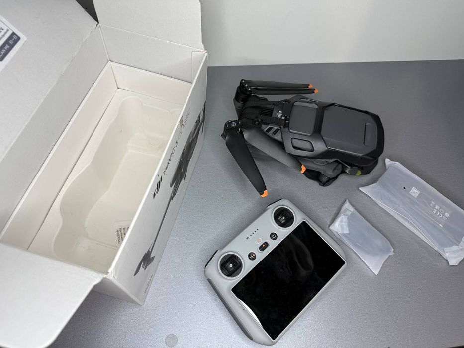 DJI Mavic 3 Classic – професійний дрон для зйомки