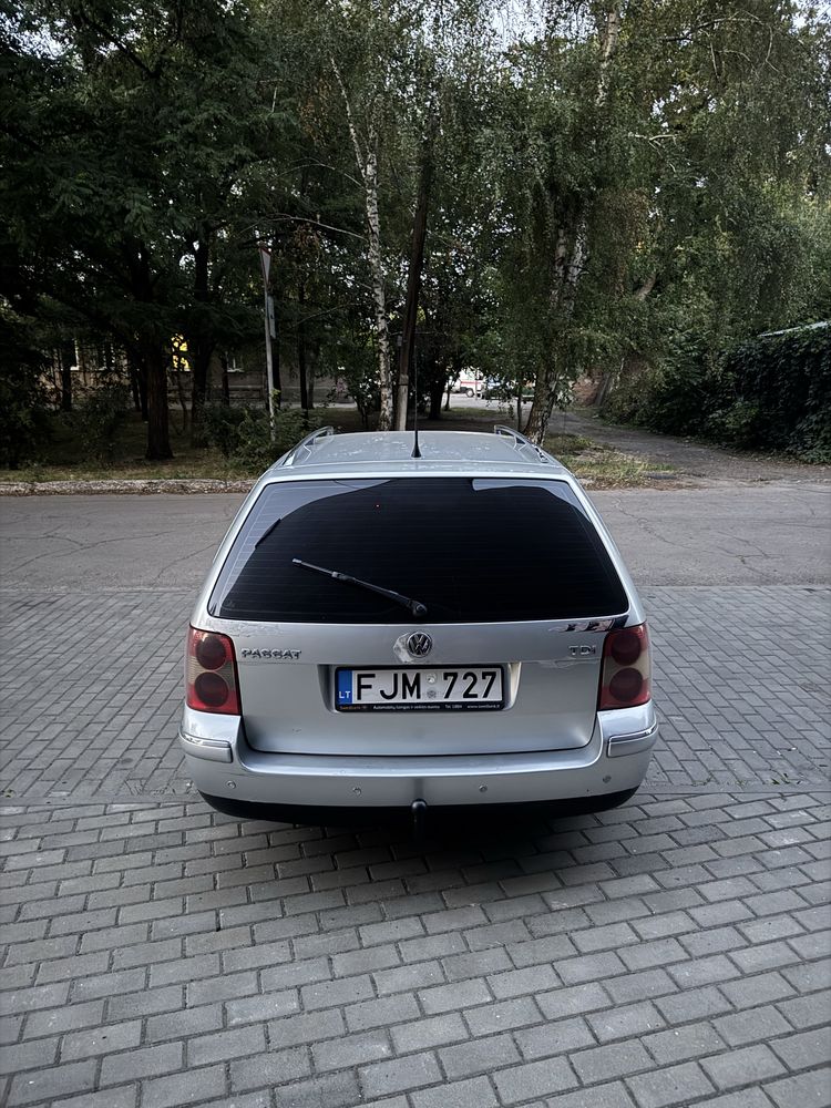 Volkswagen Passat B5+ 1,9tdi механіка дизель універсал ідеальний стан