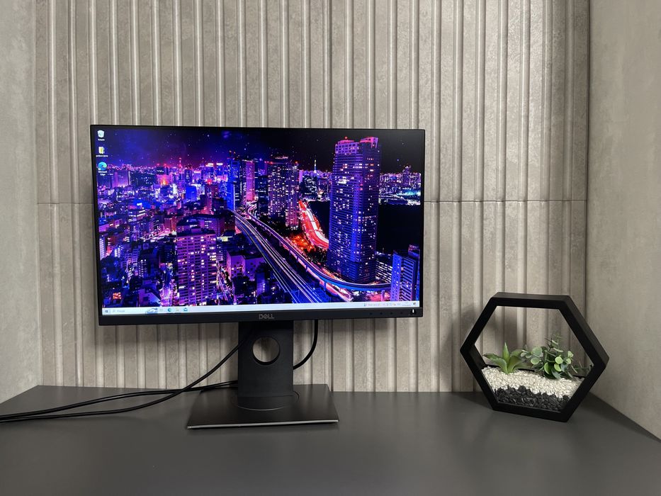 Стильний Монітор 27 дюймів DELL P2719H full hd