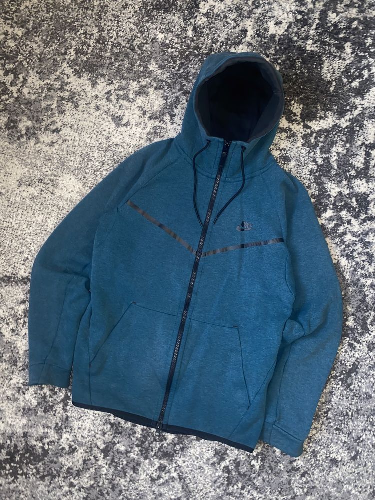 Кофта Nike Tech Flecce