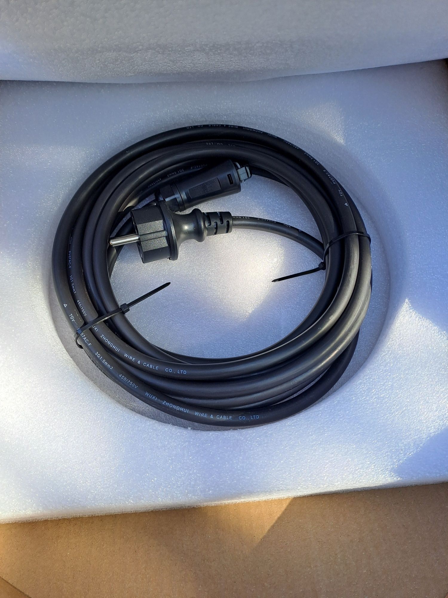 Mikroinwerter 800w 2 szt.