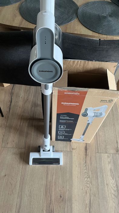 Odkurzacz pionowy bezprzewodowy grundig vcp3330L