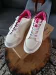 Okazja Buty 4F nowe rozmiar 33