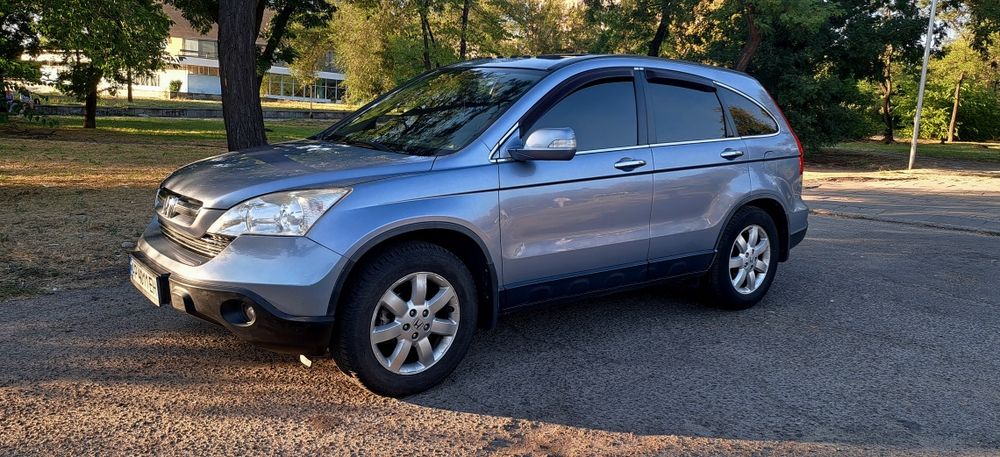 Продам Honda CR-V