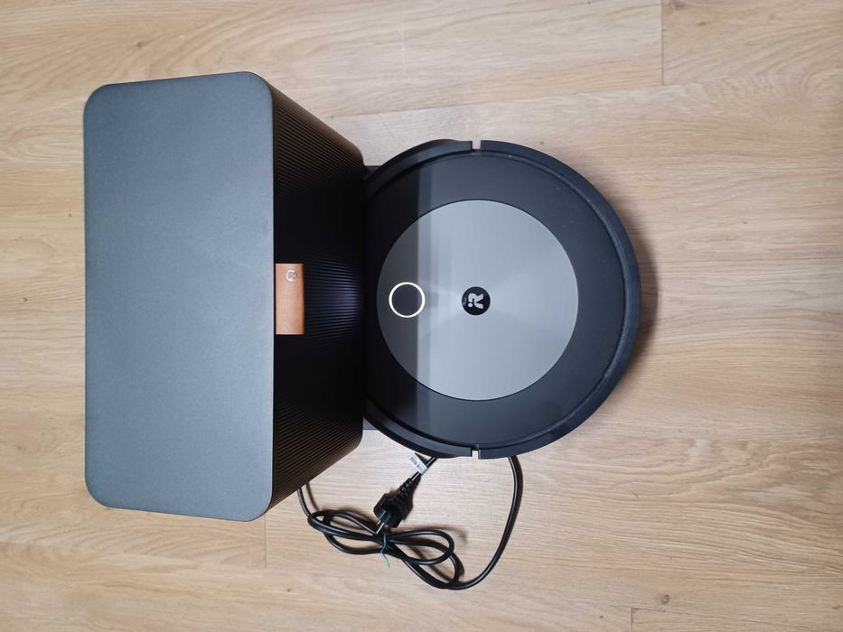 Aspirador iRobot J5 Plus Maxi.  MOPA, aspirador Combo. Como Novo