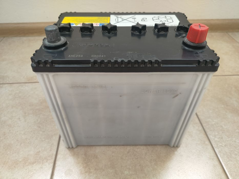 Акумулятор Hitachi 75D23L 20HR 65Ah CCA 520A