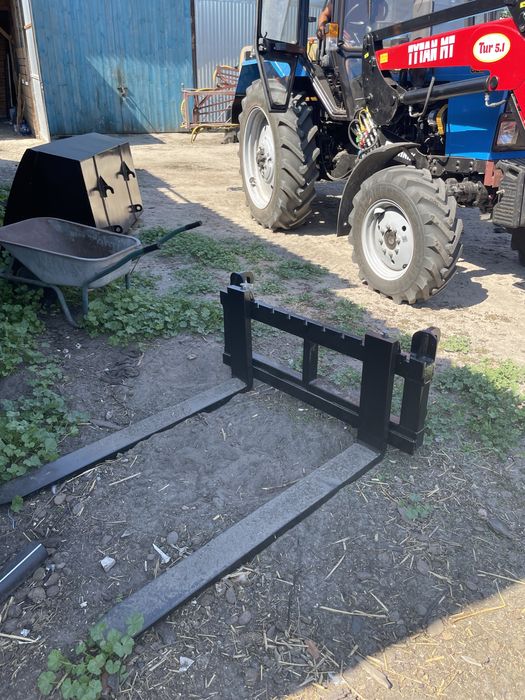 Tytan MT TUR-5.1 Фронатальний навантажувач MTZ МТЗ погрузчик